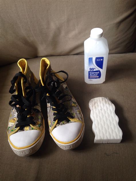 how to whiten sneaker rubber